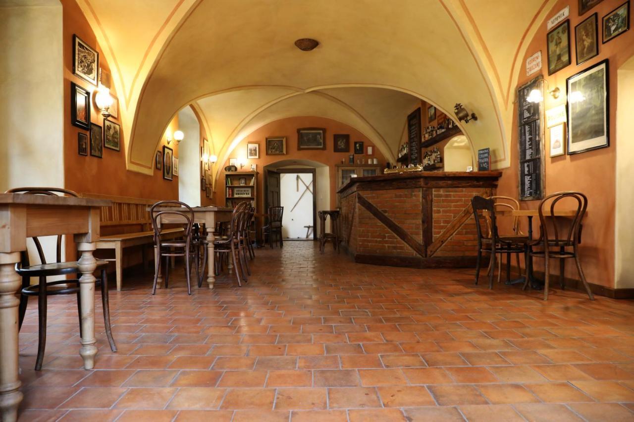 Historicke Apartmany Zelenohorska Posta Nepomuk Екстер'єр фото
